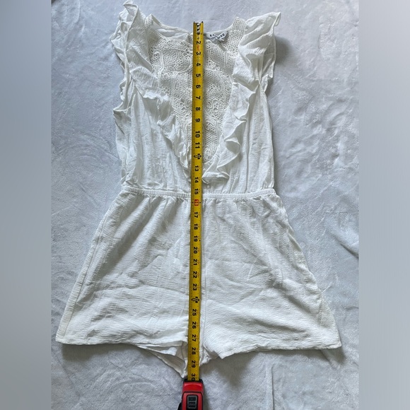 Express White Lace Romper Small Open Back Size Small - Picture 9 of 9